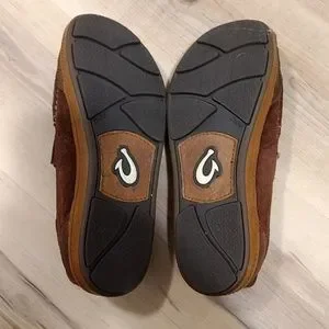 OluKai | Shoes | Olukai Puhalu Brown Suede Moccasin Slide  display picture 1